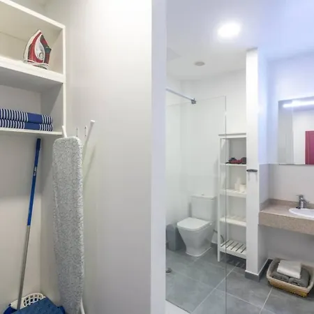 Loft Life 3 Апартаменты *